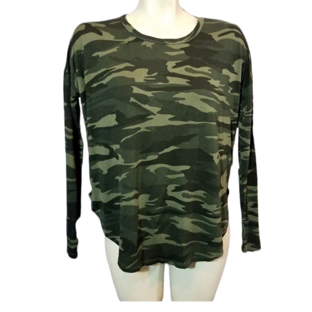 Sweet Romeo Green Camo Top Size XS